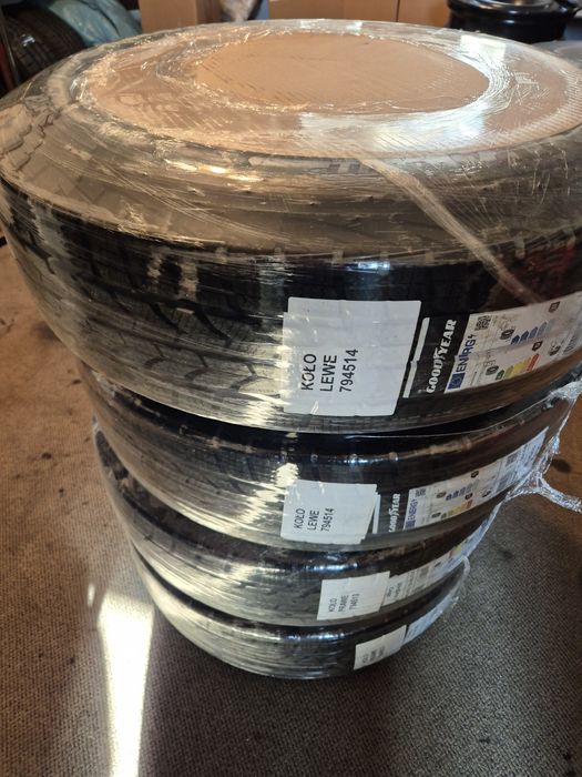 Koło zimowe Goodyear  kpl. z felgą stalową  Ducato Jumper Box