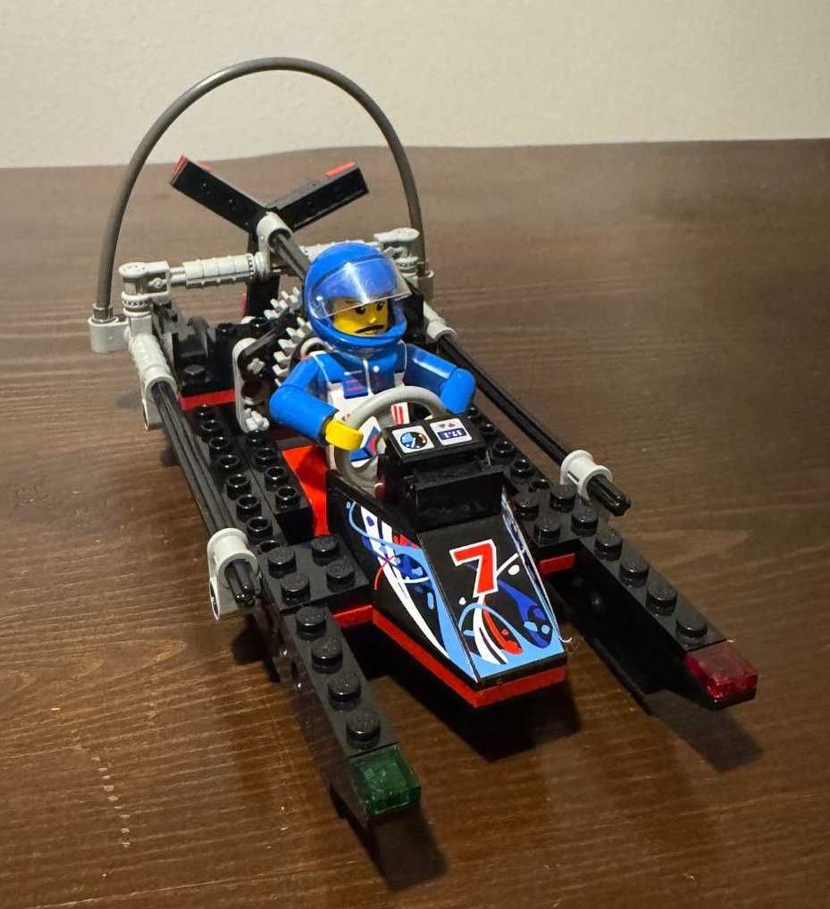LEGO 8223 Technic Powerboat Columbia Лего Моторная лодка Columbia