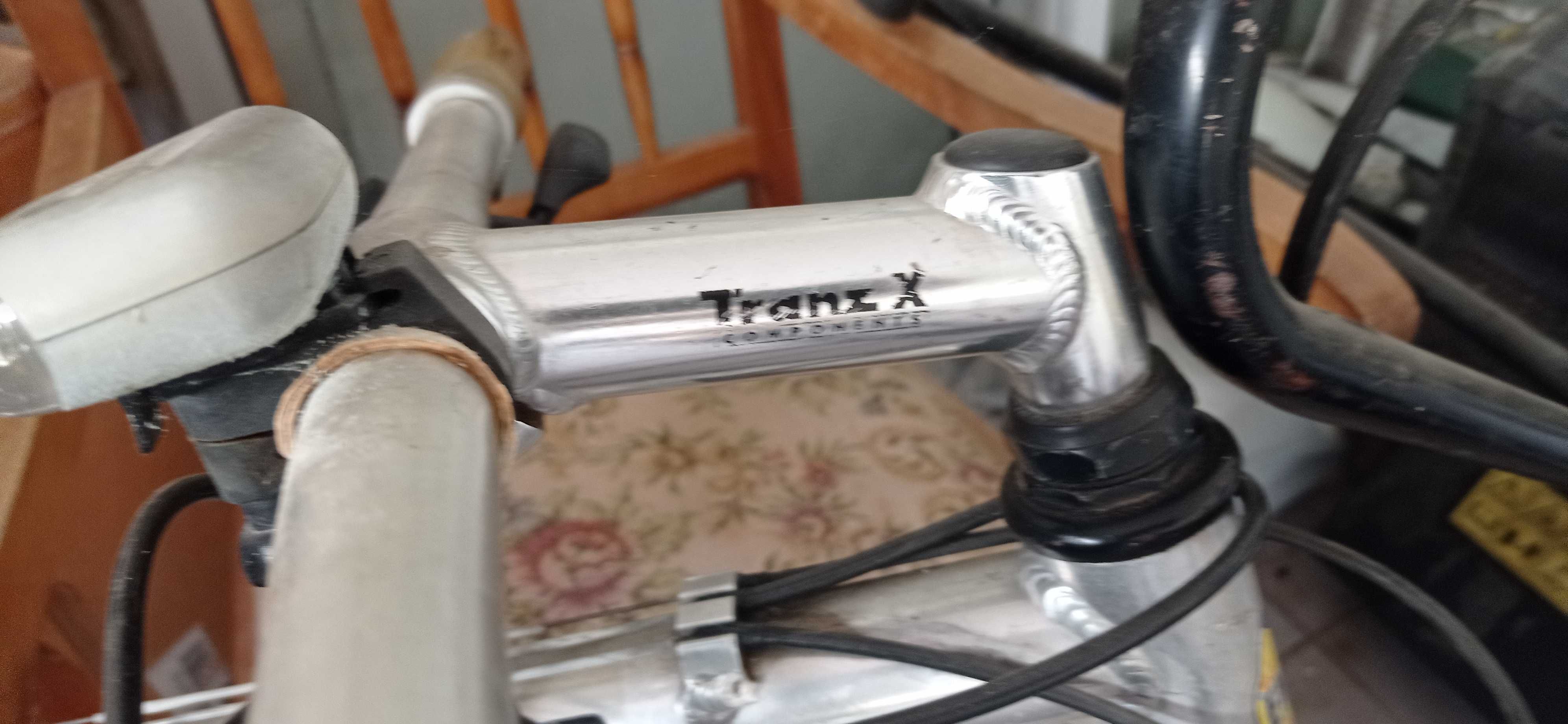 Bicicleta antiga Shimano em aço