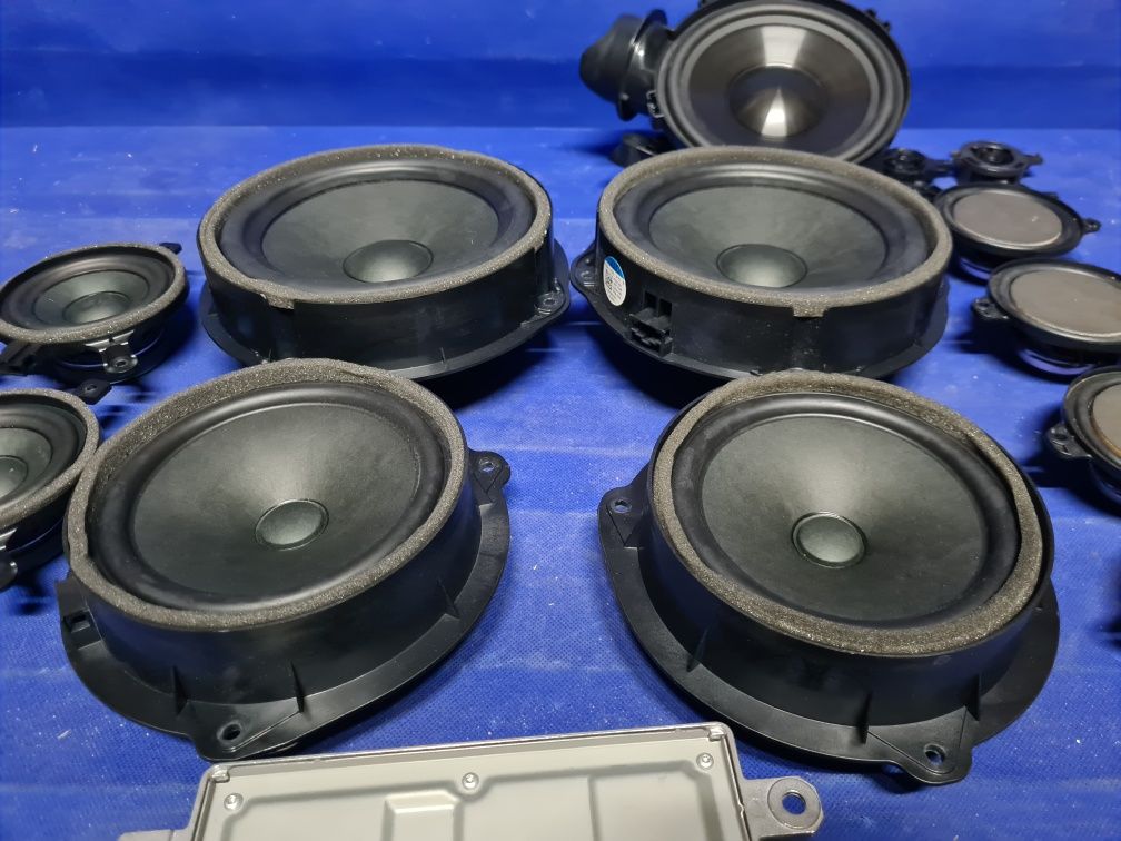 NAGŁOŚNIENIE Bang & Olufsen komplet wzmacniacz AUDI A3 S3 8Y oryginał