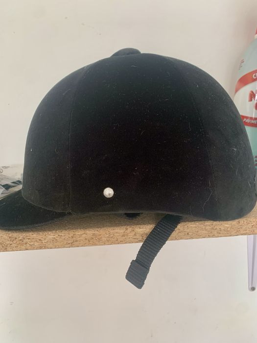 Capacete de equitaçao em veludo