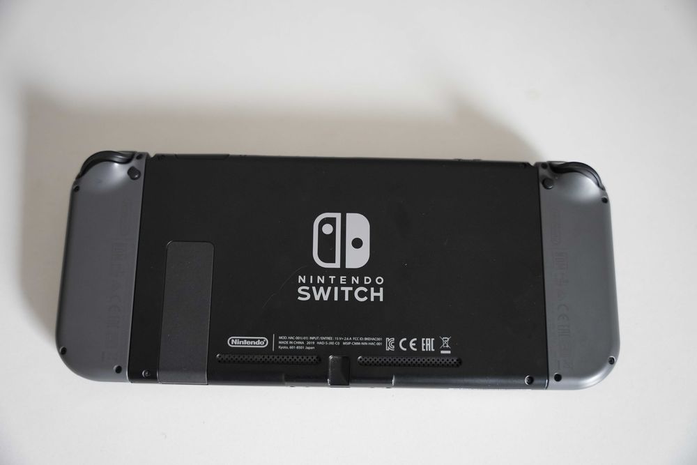Konsola Nintendo Switch + akcesoria
