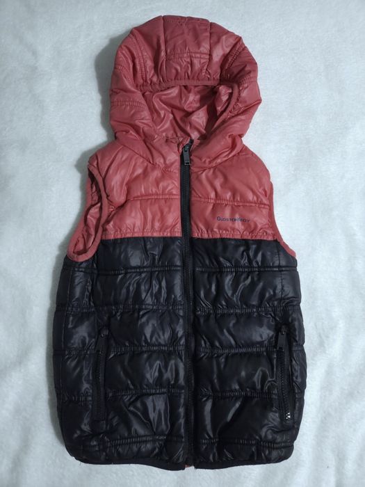 różowa granatowa kamizelka bezrękawnik z kapturem ciepła pikowana 104