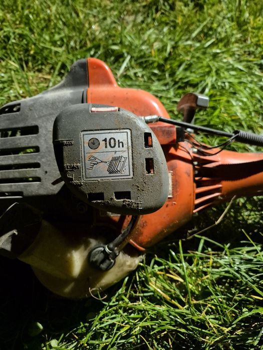 Wykaszarkę oleo-mac uszkodzona