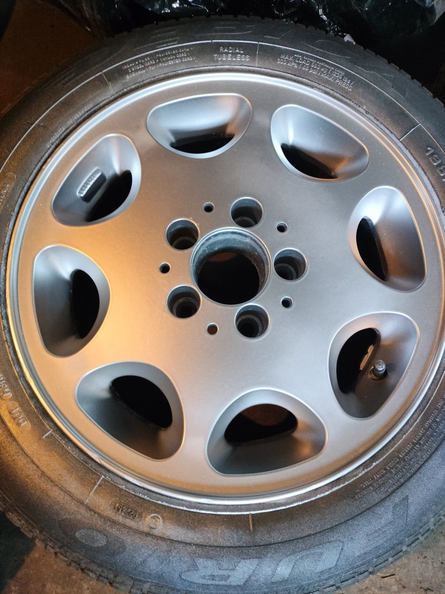 Sprzedam alufelgi do Mercedesa