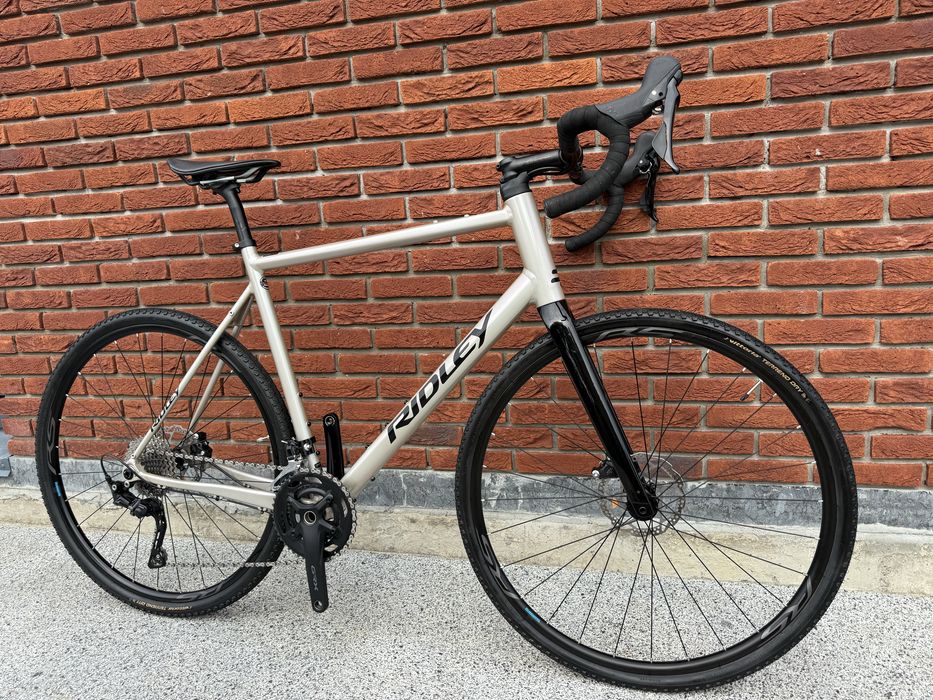 Gravel Ridley Griffin Як Новий!
