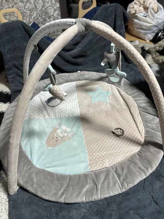 Развивающий коврик для новорождёных