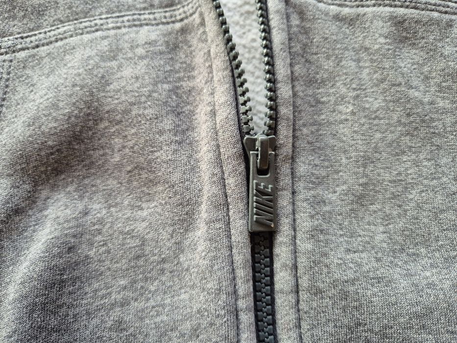 Bluza męska NIKE rozm L szara z kapturem rozpinana bdb grubsza ciepła