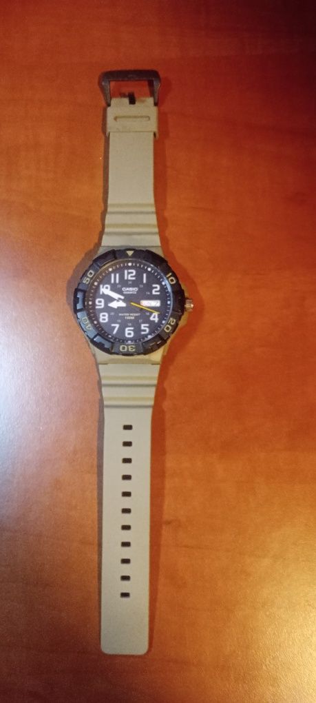 Casio MRW-210H-5AVDF