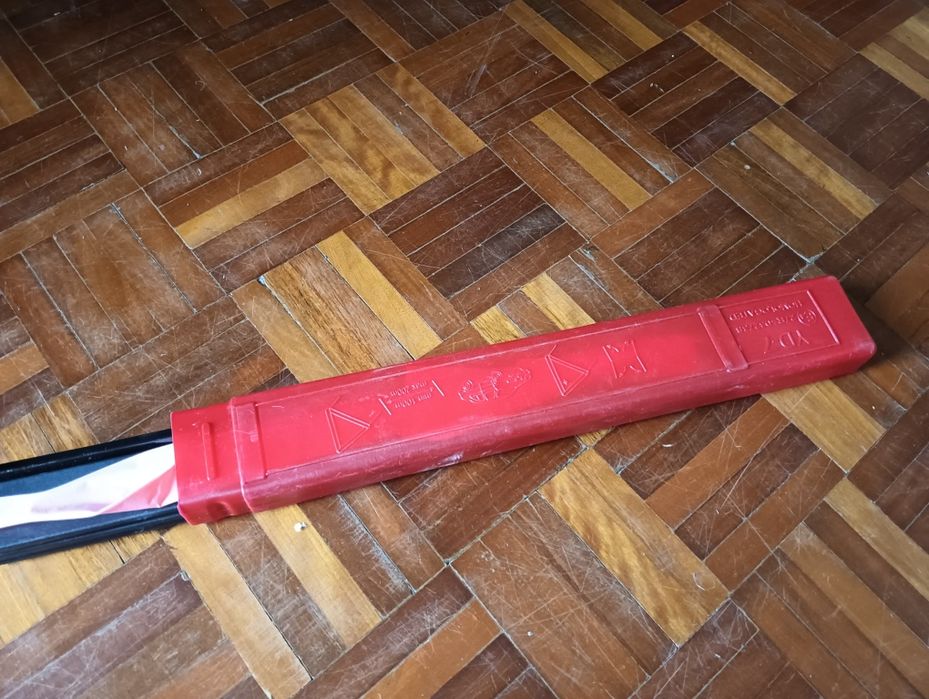 triangulo de aviso de perigo	Homolgado	Como novo