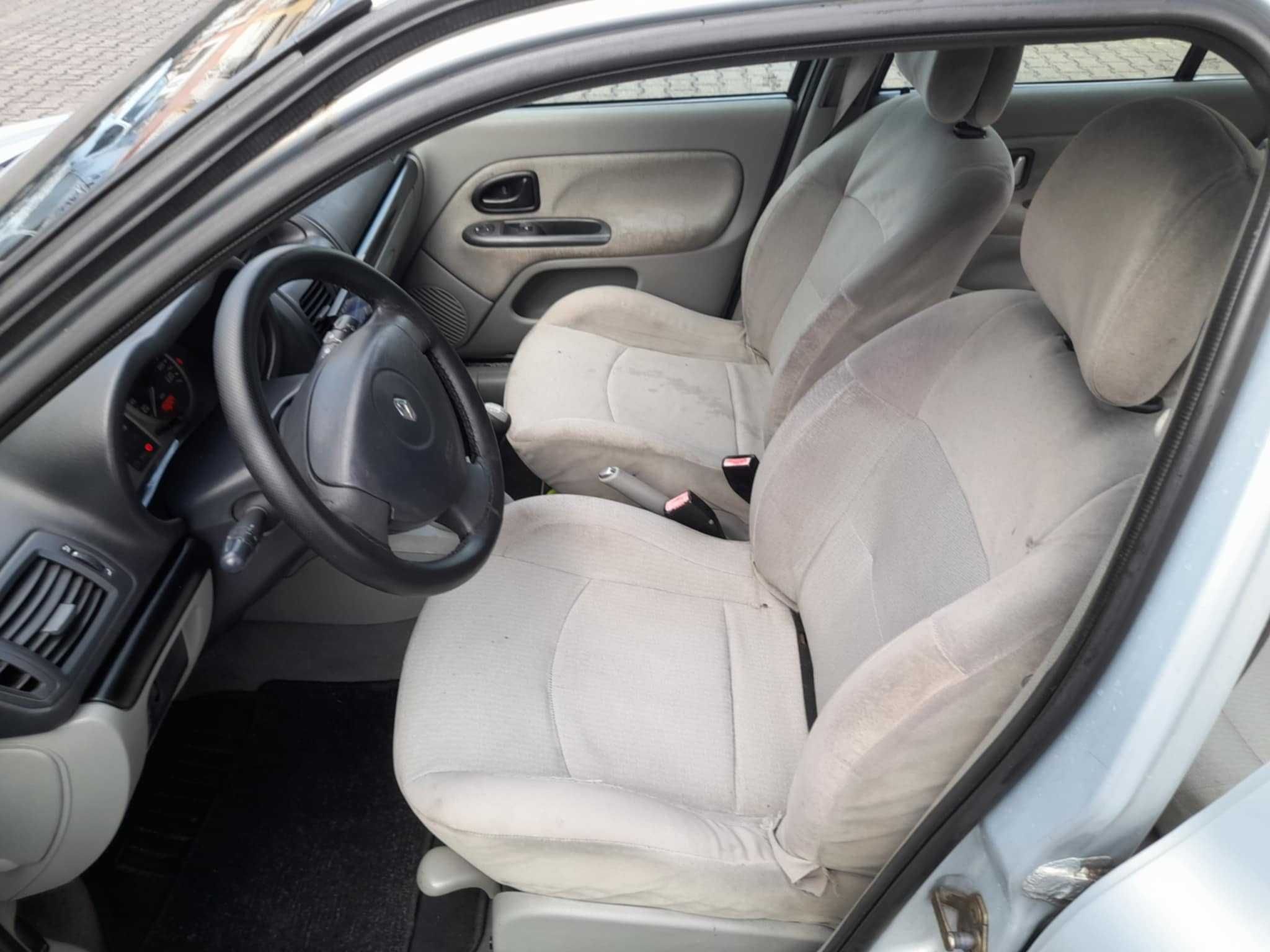 renault clio 1.2- 16 valvulas bateria nova e ar condicionado