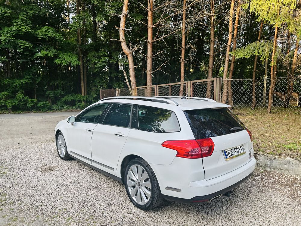 Citroen C5 3.0 V6 panorama bialy