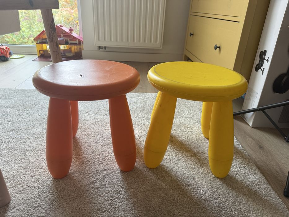 Stolik flisat ikea krzesełka mamut