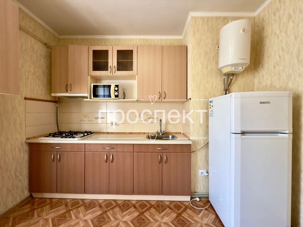 Продаж 1 кімн. квартири з ремонтом вул. Воскресенська ( Центр).