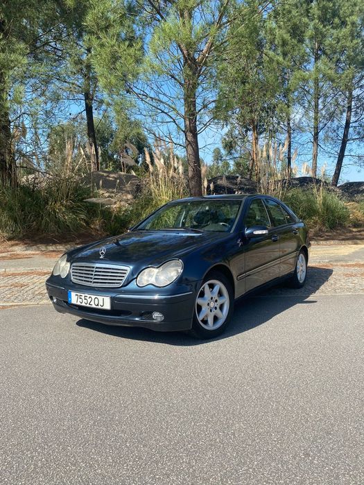 Mercedes C320 V6 Nacional 
Viatura Nacional