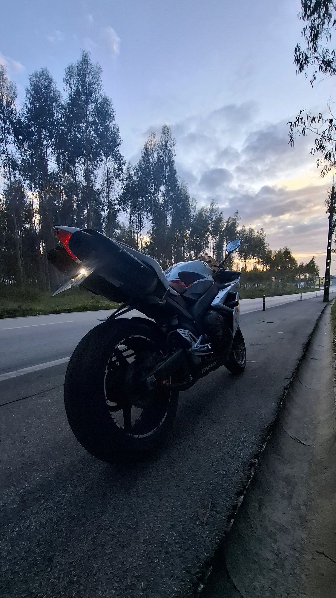 Yamaha yzf R1 2008