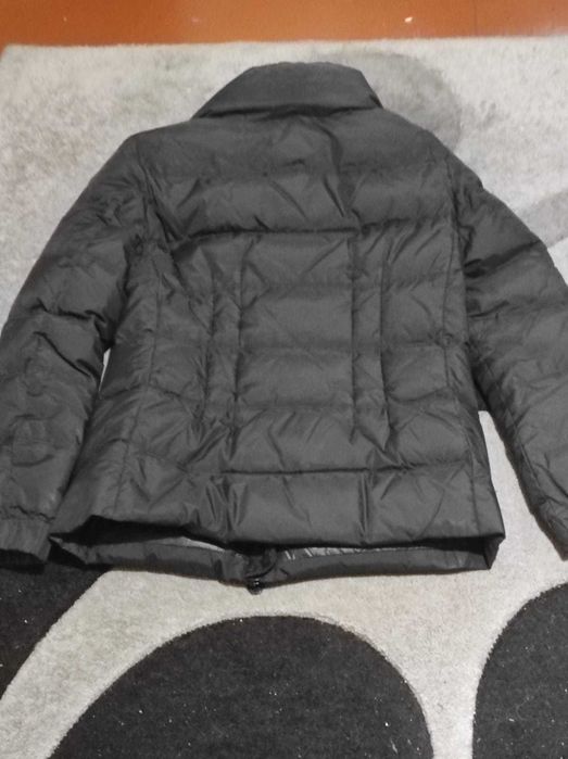 Курточка оригинал на девочку.