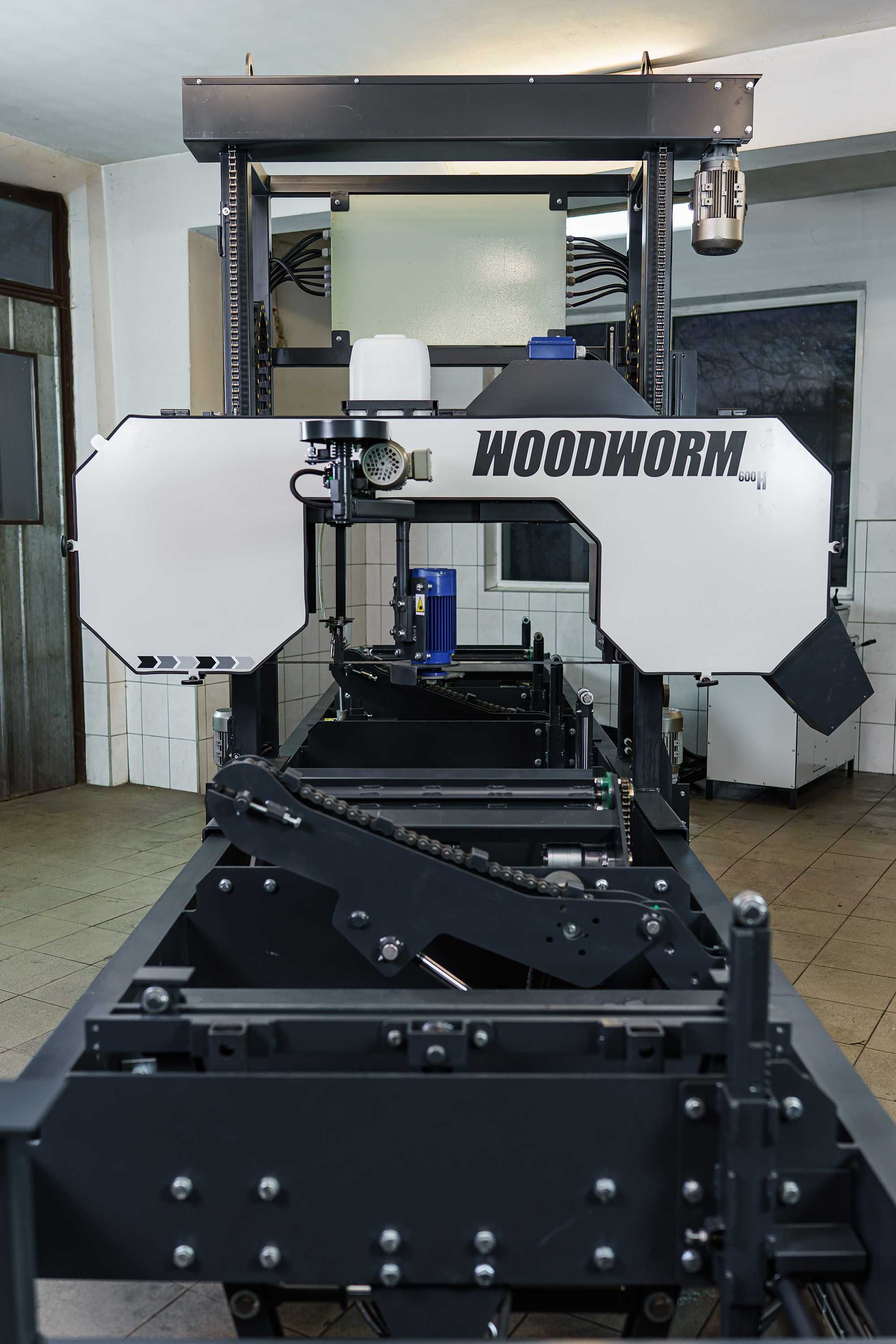 Trak Taśmowy WW600H. Profesjonalna maszyna z opcją rozbudowy.