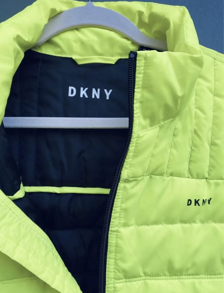 Яркая жилетка DKNY оригинал