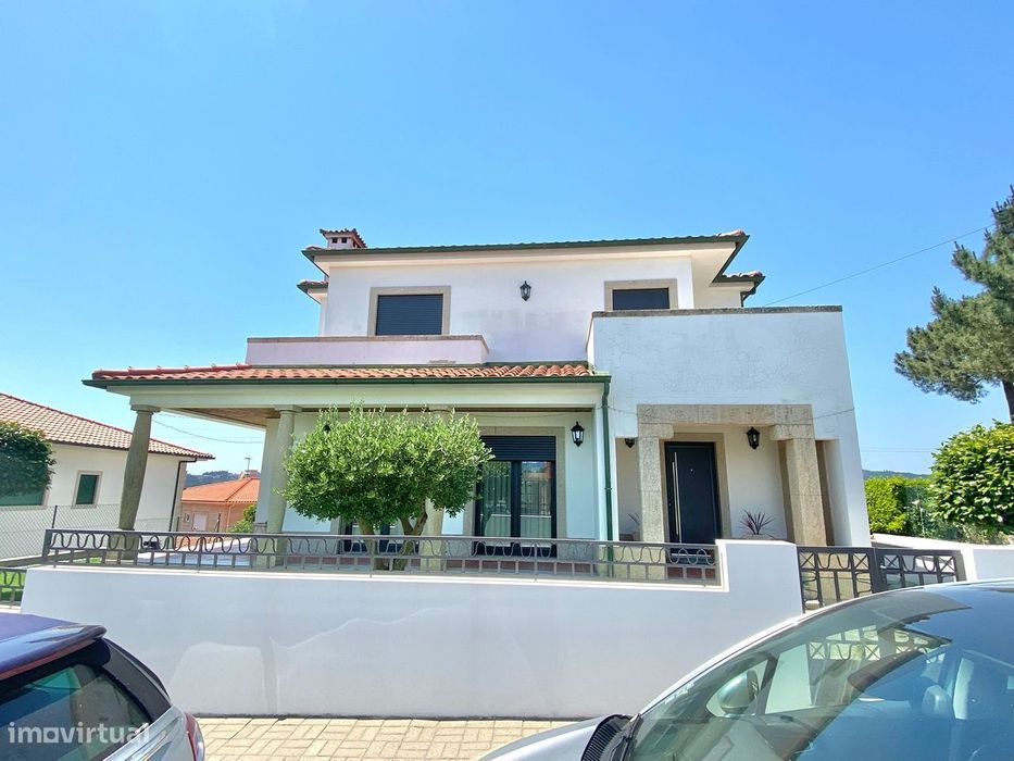 Moradia Individual T4 em Fornelos, Fafe