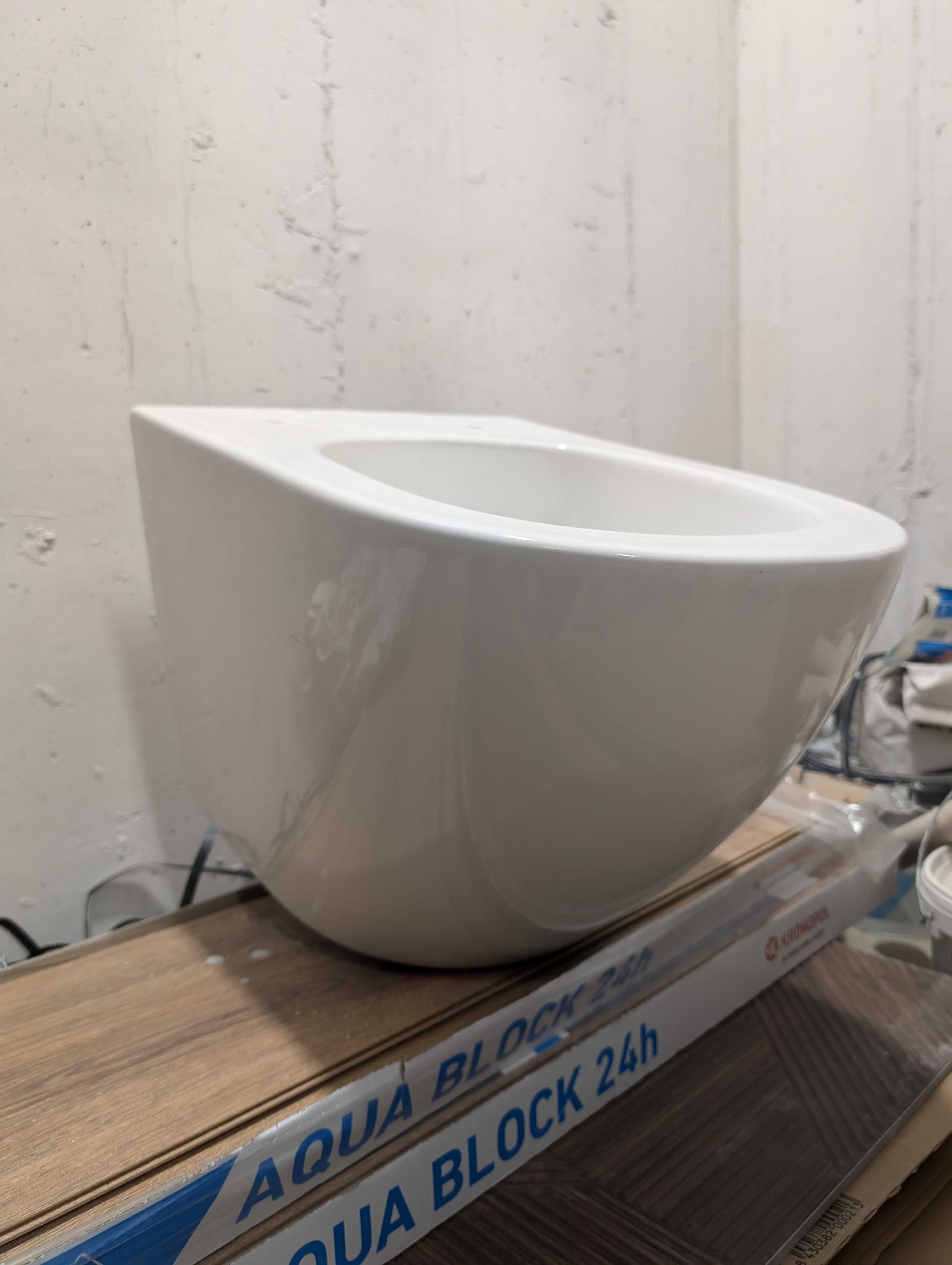 Miska WC podwieszana IÖ Mufi WC490 Spin Flux