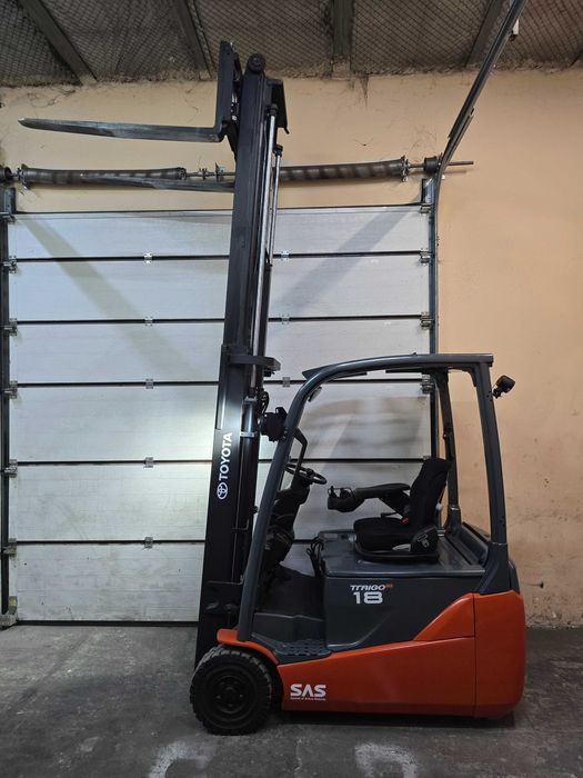 Навантажувач вилковий, електричний Toyota 1.8 тонн Li-ion