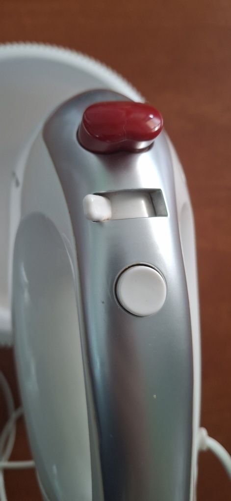 Robot kuchenny z miską obrotową MPM