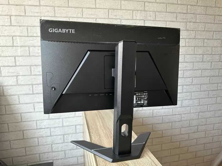 Monitor Gigabyte G24F 2