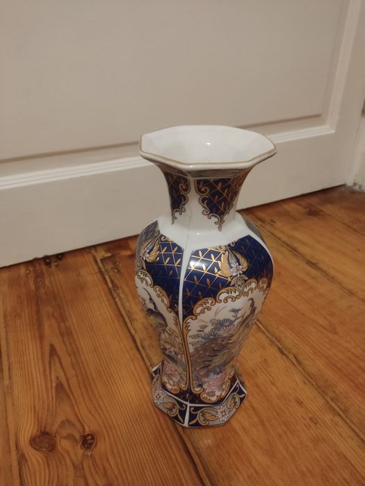 Vaso Estilo Chinês de Pavão