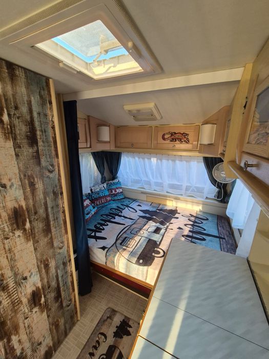 Sprzedam przyczepę kempingową