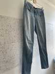 Jeans Levis, em otimo estado