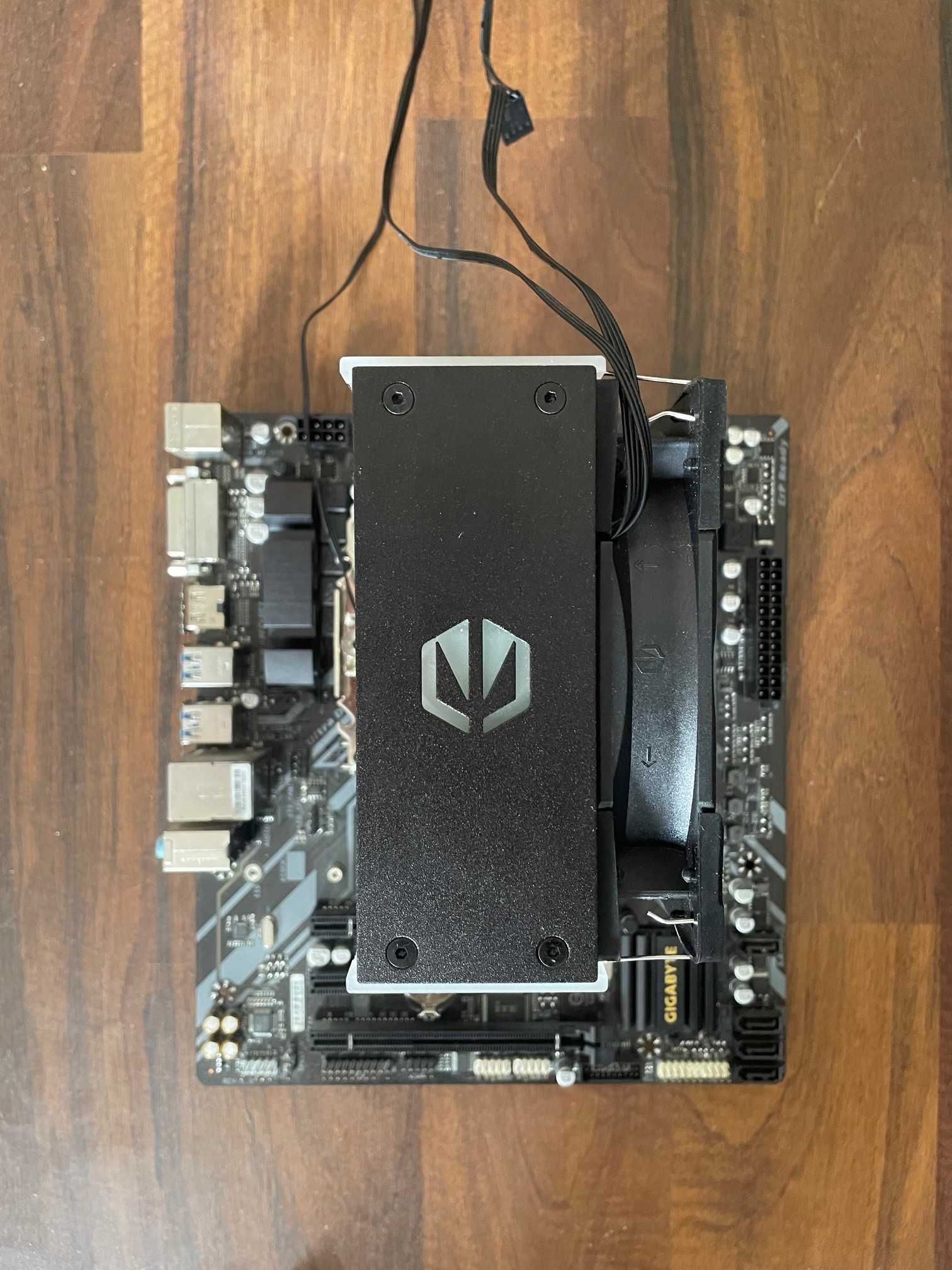 Płyta Gigabyte B450M + Procesor AMD 5 3600 +Chłodzenie CPU Fera 5 ARGB