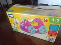 All Around Girl - Chicco