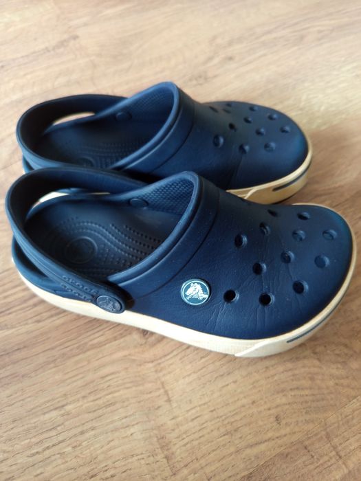 Dwie pary Crocsow rozm 34/35