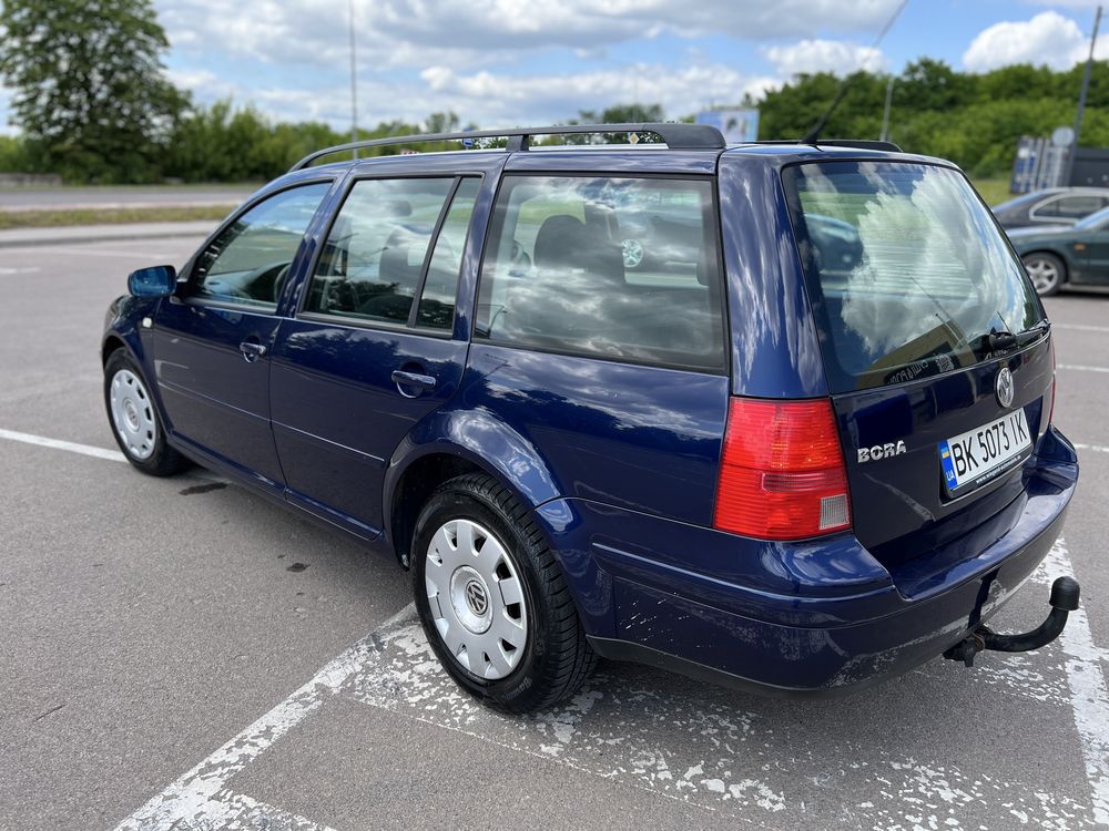 Продам VW BORA GOLF 1.6 mpi