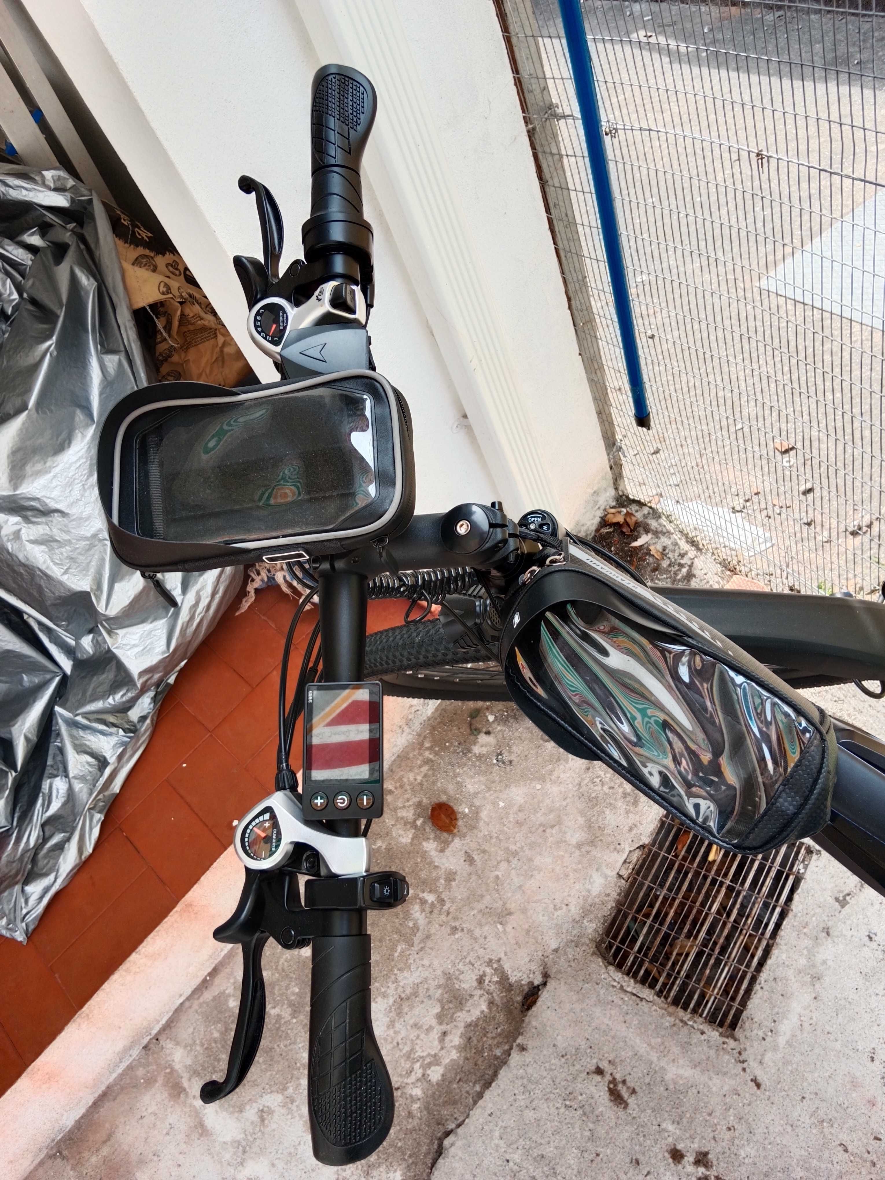Bicicleta Elétrica como Nova