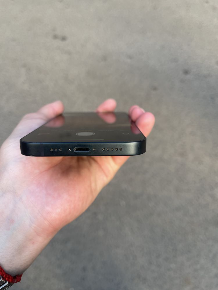 Продам iphone 14 128