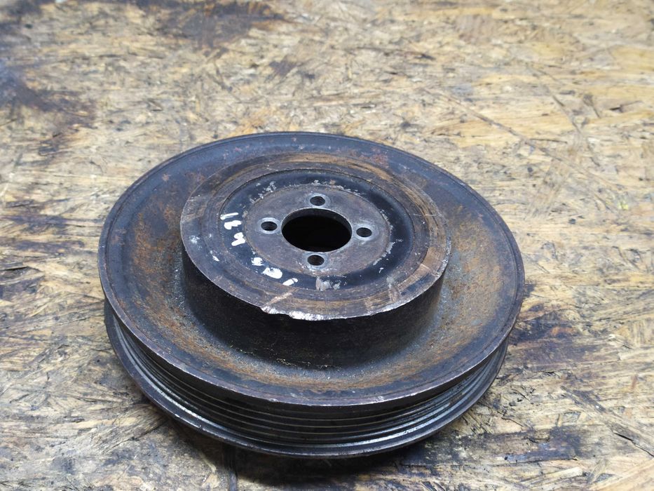 Шків помпи 124 Mercedes 124 Бензин з муфтою