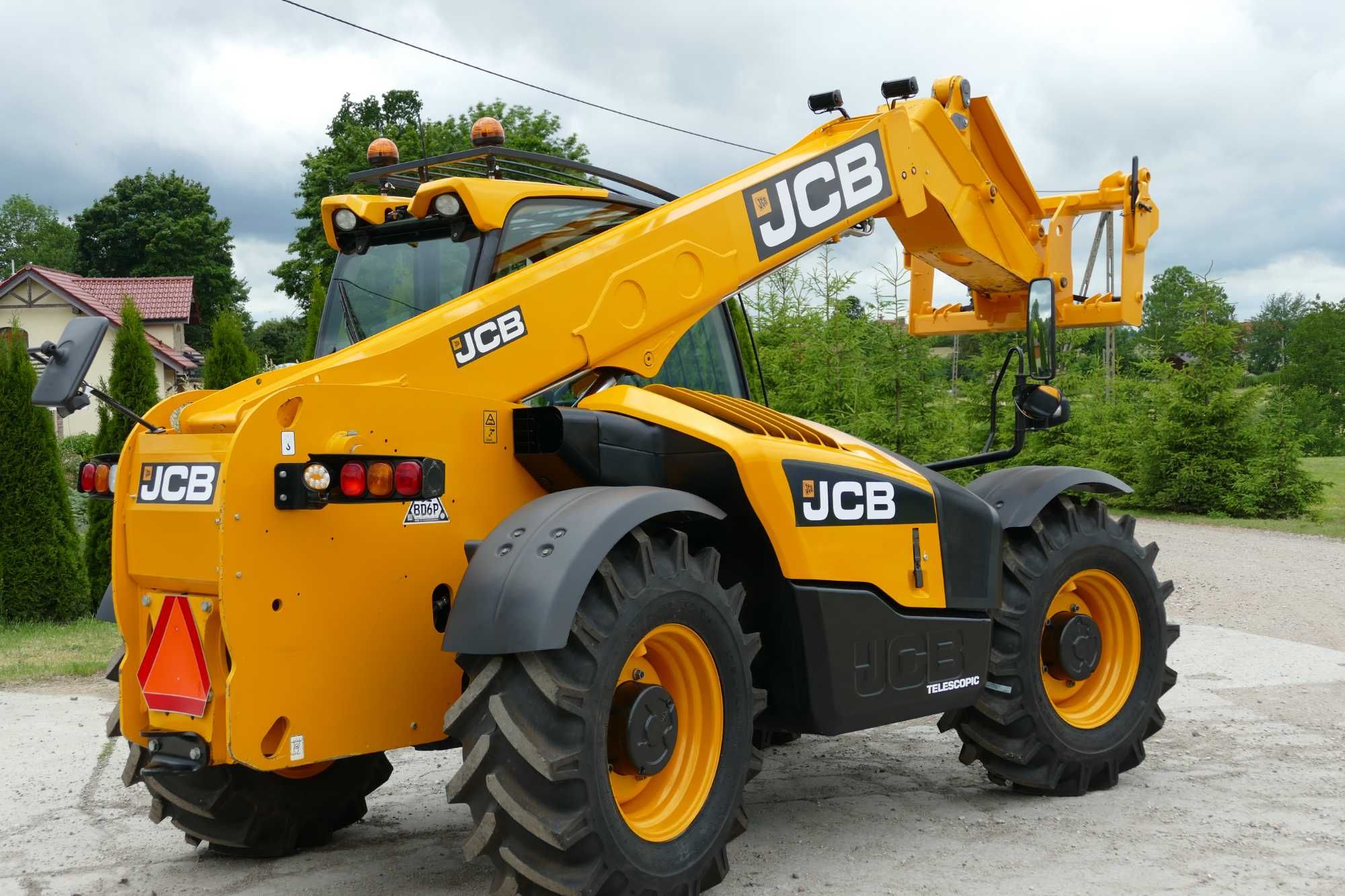 ładowarka teleskopowa jcb 531 70