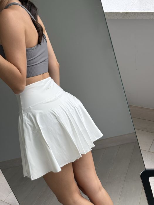 Тенісна спідниці біла