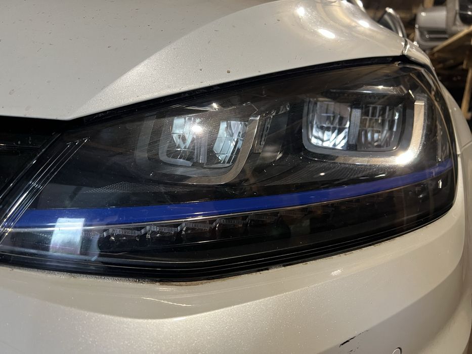 Фара фари E-Golf е гольф LED