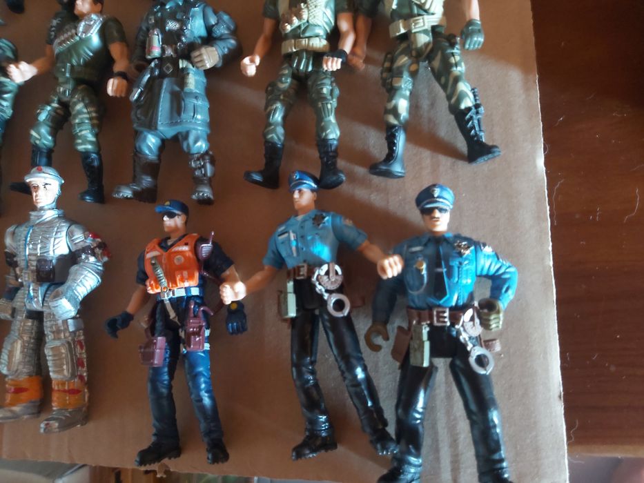20 figuras soldier force e police force figuras açao