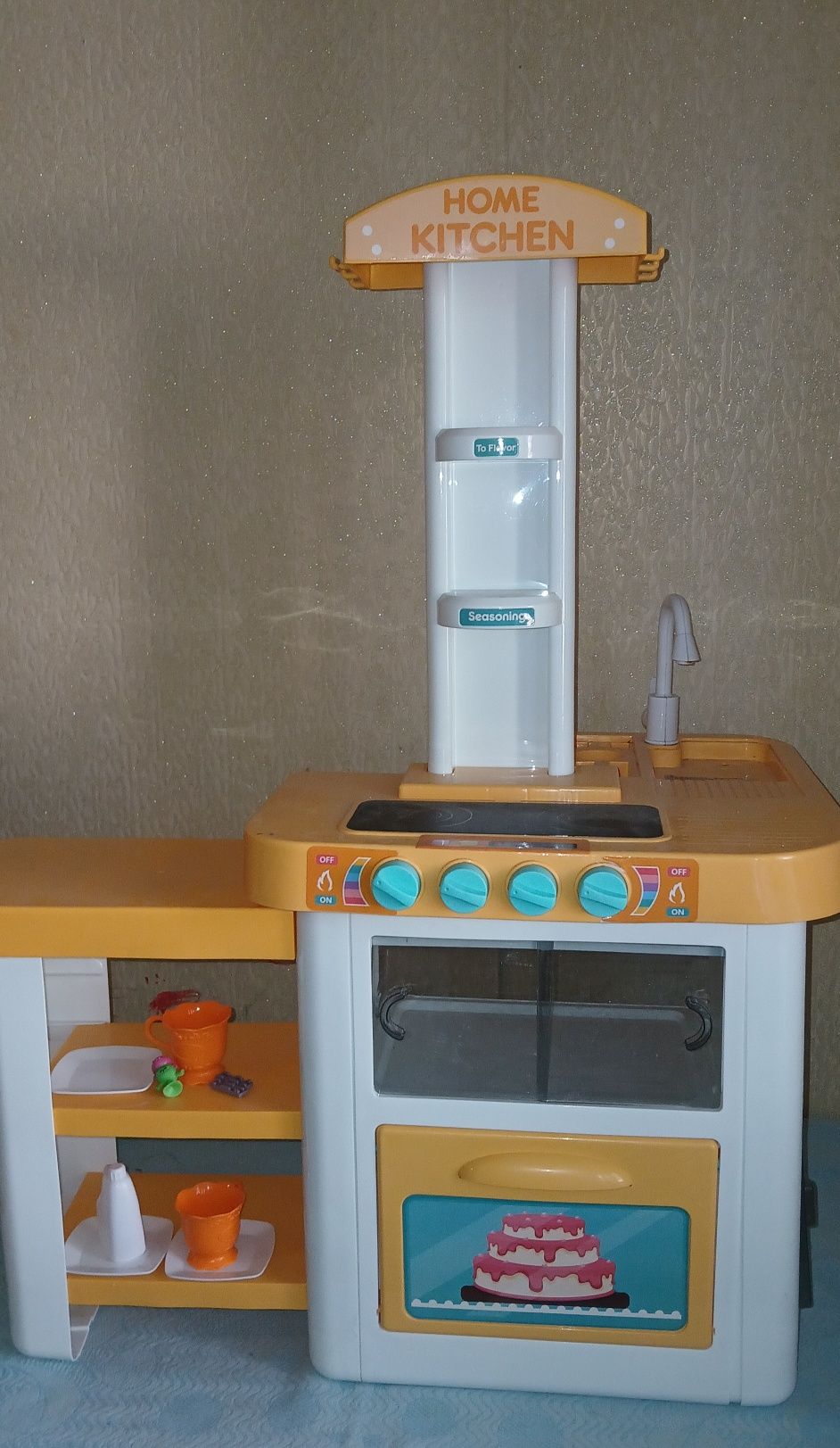 Продам кухню детскую