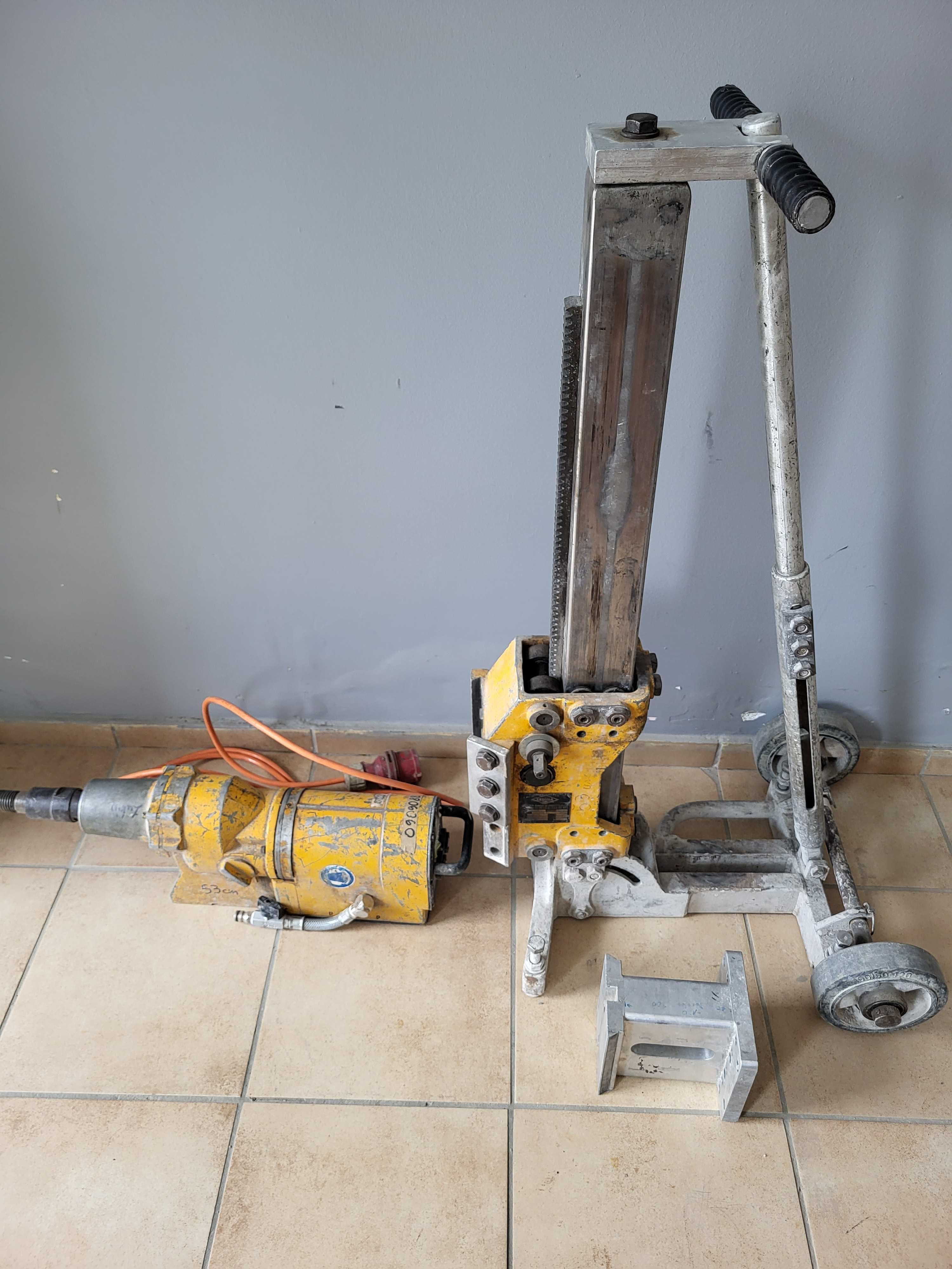 wiertnica WEKA SR75 statyw dystans