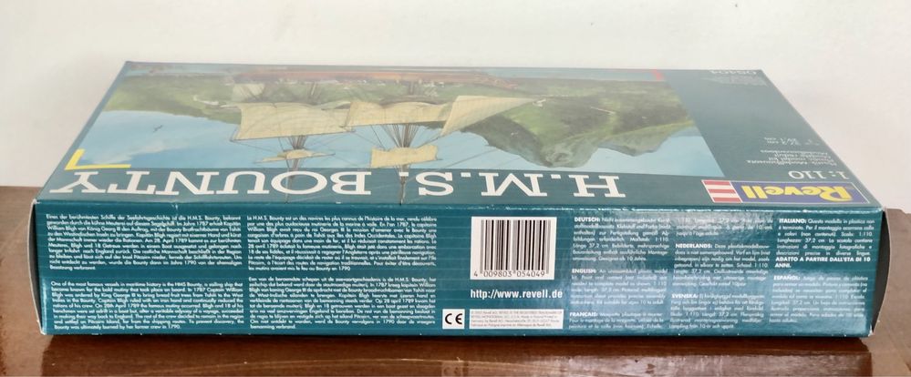 NOWY model HMS Bounty okręt statek Revell 2002 żaglowiec do sklejania