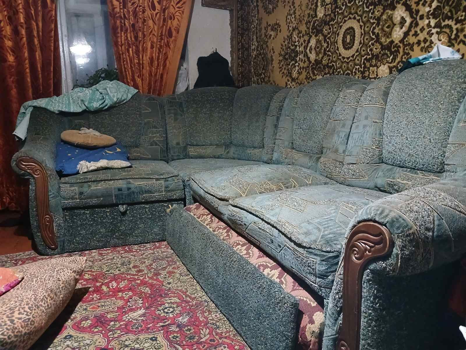 Мягкий угловой диван