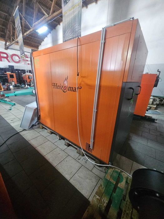 Piec na Trociny Zrębke Owies Pestka Wióra inne Biomasy Sypkie