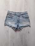 damskie spodenki jeansowe marki Levi's 501 szorty