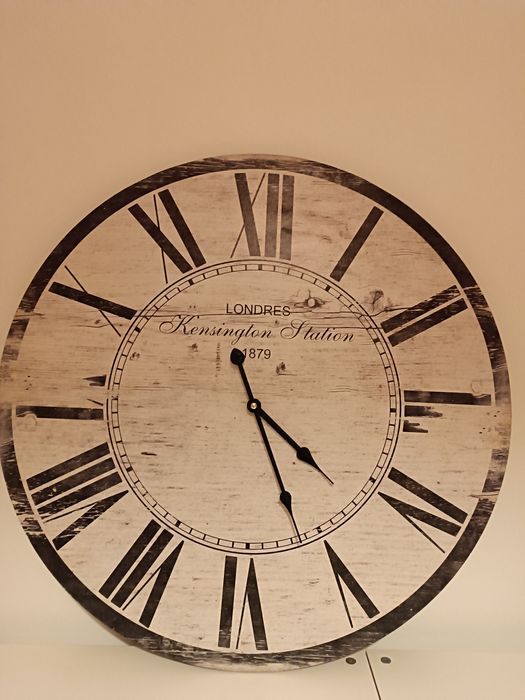 Vendo relógio de parede