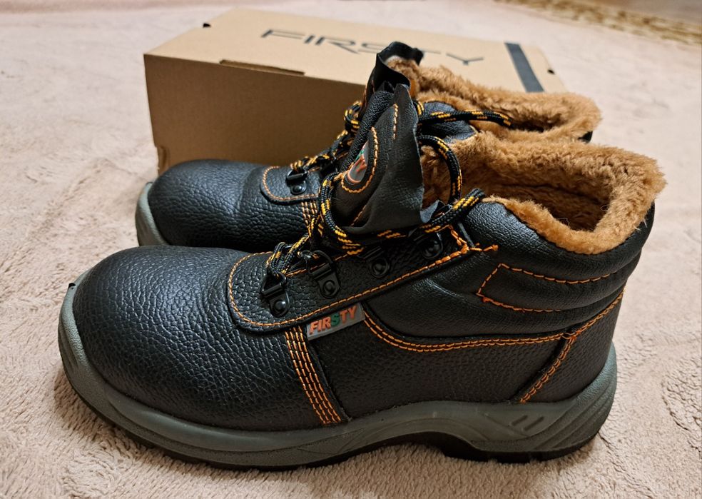 Спецвзуття, шкіряні ботинки Firsty 40 розмір( на 39) бу